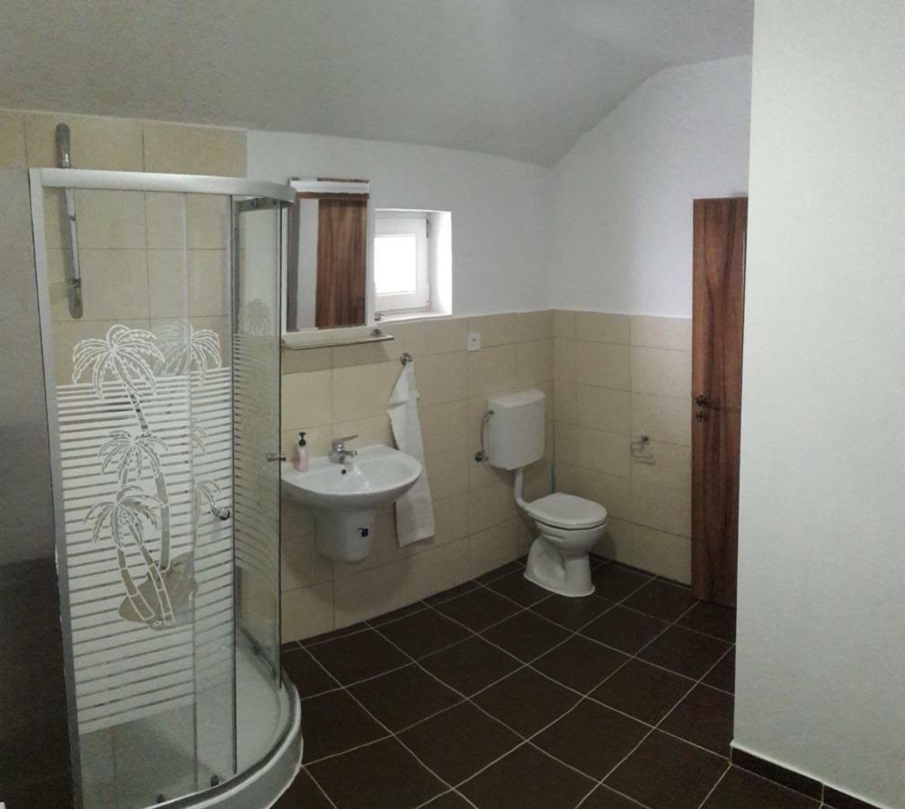 Theresia Apartment Sibiu Bagian luar foto