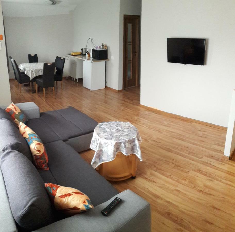 Theresia Apartment Sibiu Bagian luar foto
