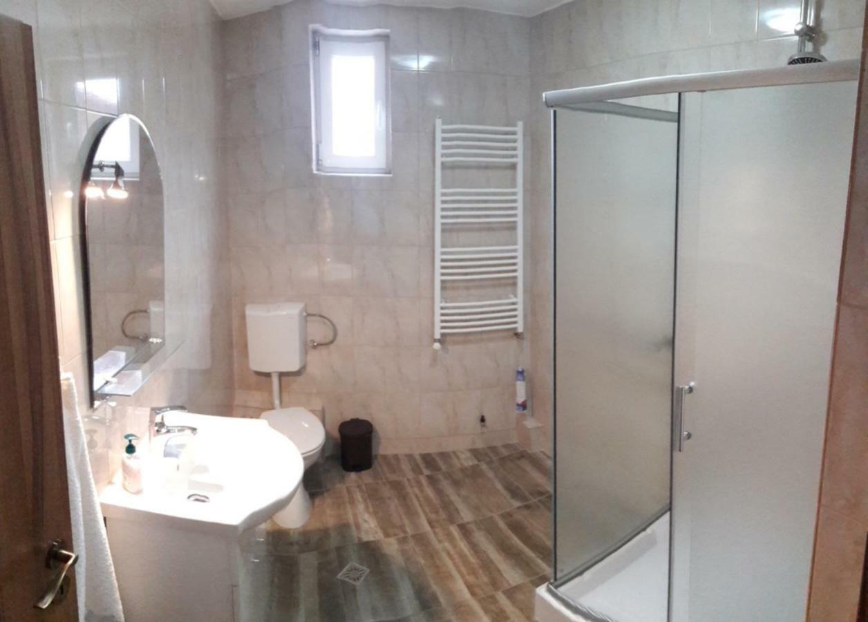 Theresia Apartment Sibiu Bagian luar foto